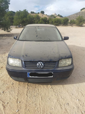 VOLKSWAGEN BORA BERLINA (1J2)(1998)
