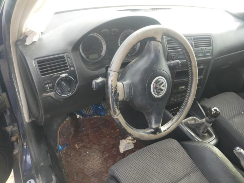 VOLKSWAGEN BORA BERLINA (1J2)(1998) — автомобиль-донор на запчасти 