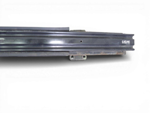 REFUERZO PARAGOLPES DELANTERO used