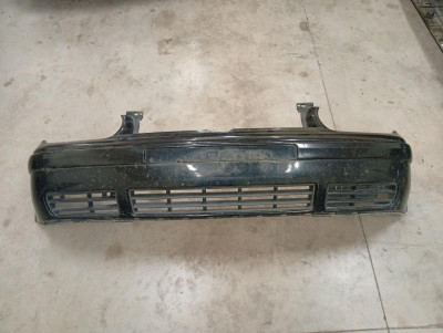 PARAGOLPES DELANTERO