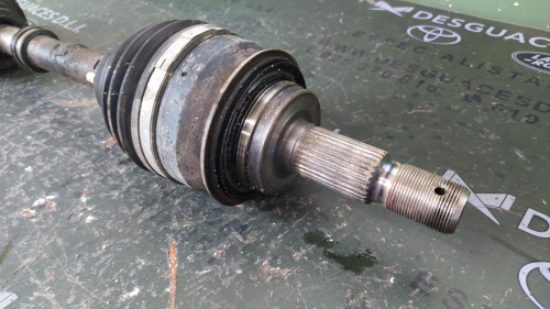 TRANSMISION DELANTERA IZQUIERDA Toyota LAND CRUISER (J12) 