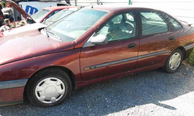 RENAULT LAGUNA (B56)