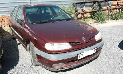 RENAULT LAGUNA (B56)