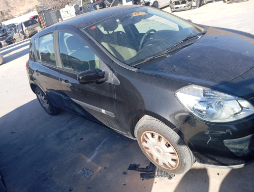  RENAULT CLIO III 