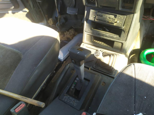  MITSUBISHI MONTERO (L040) 