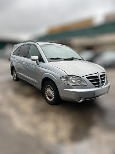  SSANGYONG RODIUS 