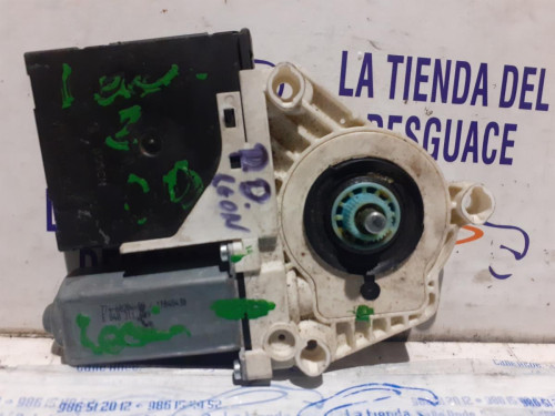  MOTOR ELEVALUNAS DELANTERO DERECHO 