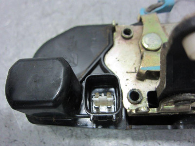 CERRADURA PUERTA DELANTERA IZQUIERDA, CHRYSLER, VOYAGER (RG)