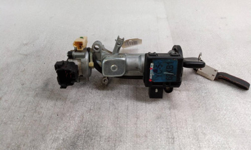 CONMUTADOR DE ARRANQUE Suzuki ALTO (AMF310) 