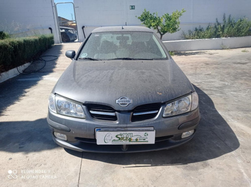 Nissan Almera (N16/E)(01.2000->) — vehículo donante para recambios 