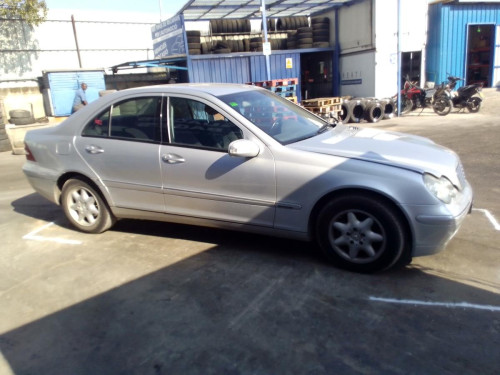  MERCEDES-BENZ CLASE C (BM 203) BERLINA 