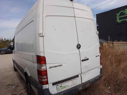 MERCEDES-BENZ SPRINTER II FURGÓN — vehículo donante para recambios 
