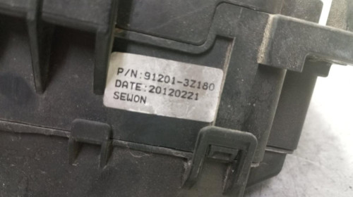 CAJA RELES / FUSIBLES, HYUNDAI, I40 CW (VF)