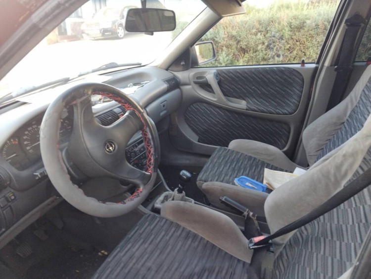 Opel Astra F Berlina (1991->) SIN IDENTIFICAR