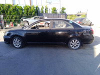 TOYOTA AVENSIS BERLINA (T25)