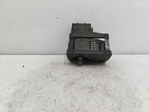 MANDO LUCES FORD FOCUS SPORTBREAK (CB4) 