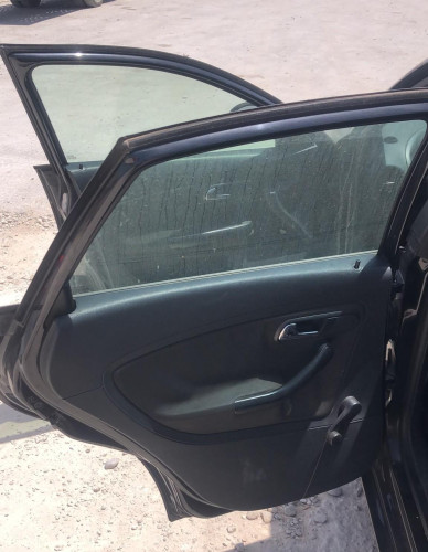 SEAT IBIZA (6L1) — автомобиль-донор на запчасти 