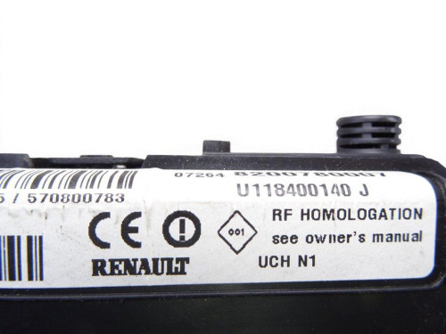 CAJA RELES / FUSIBLES Renault SCENIC II (JM) 