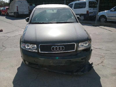 AUDI A4 AVANT (8E)