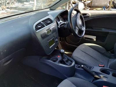 SEAT LEON (1P1)