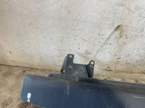 REFUERZO PARAGOLPES DELANTERO 