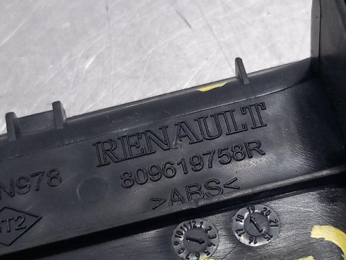 MANDO ELEVALUNAS DELANTERO IZQUIERDO DACIA DUSTER II 