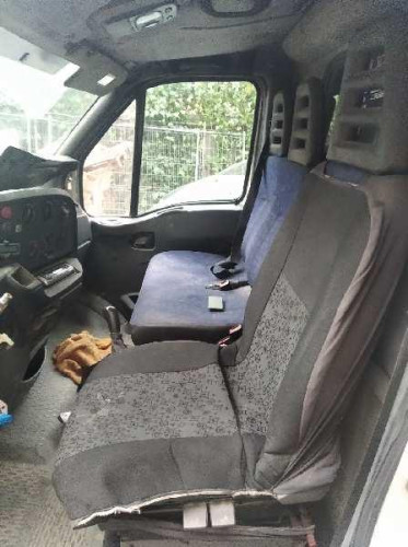  IVECO DAILY FURGÓN 
