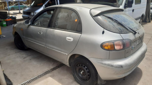  DAEWOO LANOS 