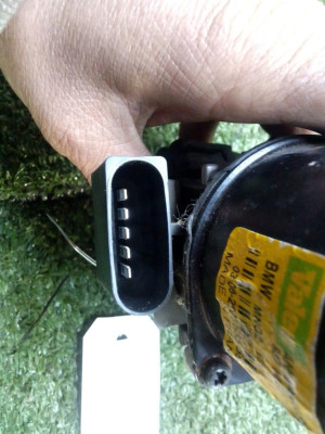 MOTOR LIMPIA DELANTERO