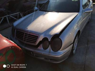 MERCEDES-BENZ CLK (BM 208) CABRIO