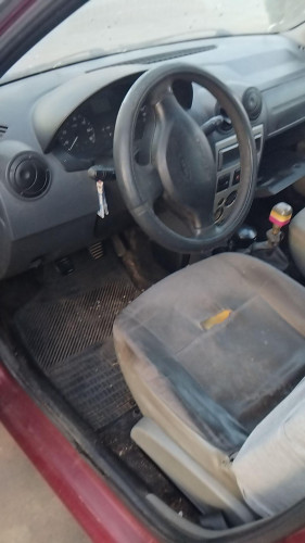 Dacia Logan 1 MCV Familiar (2006->) — Donor Vehicle for Used Parts 