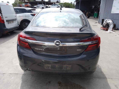 OPEL INSIGNIA BERLINA