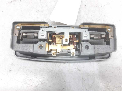 LUZ INTERIOR, MITSUBISHI, GALANT BERLINA (EA0)