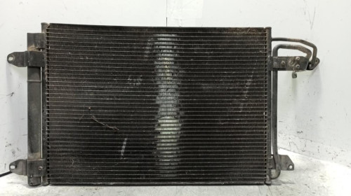 CONDENSADOR / RADIADOR AIRE ACONDICIONADO de segunda mano
