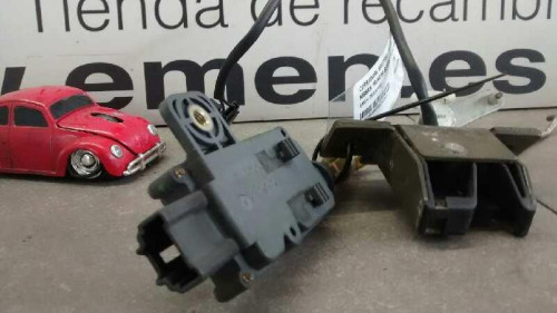 CERRADURA MALETERO / PORTON NISSAN PRIMERA BERLINA (P11) 