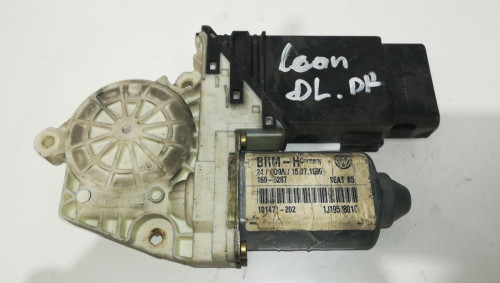  MOTOR ELEVALUNAS DELANTERO IZQUIERDO 