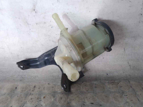 DEPOSITO SERVO Toyota COROLLA VERSO (R1) 