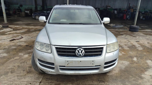  VOLKSWAGEN TOUAREG (7LA) 