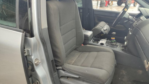  VOLKSWAGEN TOUAREG (7LA) 