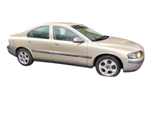  VOLVO S60 BERLINA 