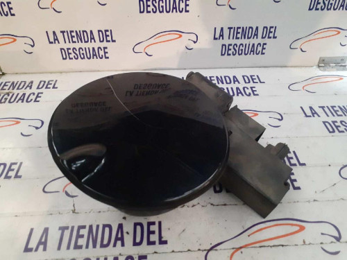  TAPA EXTERIOR COMBUSTIBLE 
