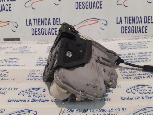  CERRADURA PUERTA DELANTERA DERECHA 