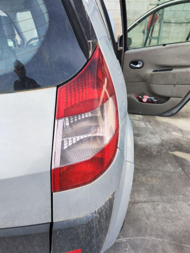 PILOTO TRASERO DERECHO Renault SCENIC II (JM) 