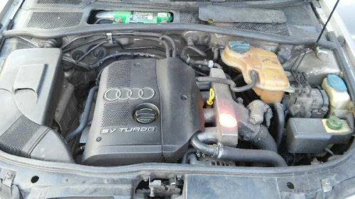  AUDI A4 BERLINA (B5) 