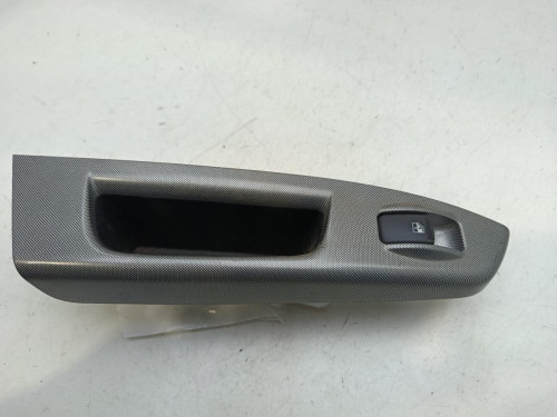 MANDO ELEVALUNAS TRASERO IZQUIERDO HYUNDAI GETZ (TB) 