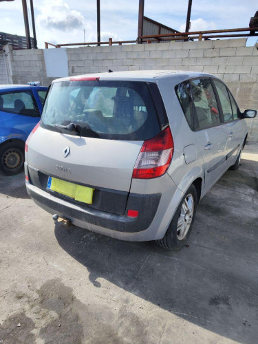 RENAULT SCENIC II (JM) — vehículo donante para recambios 