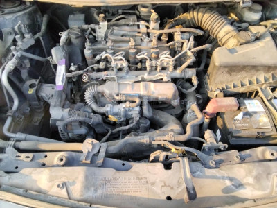 TOYOTA AURIS (E15)