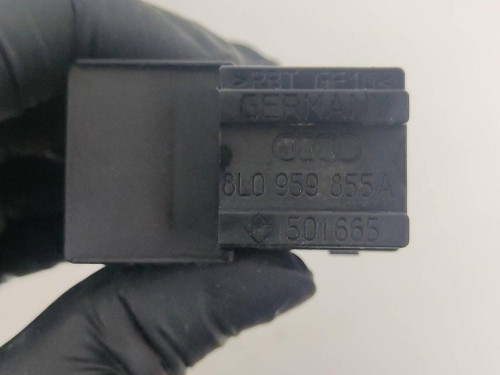  MANDO ELEVALUNAS DELANTERO DERECHO AUDI A3 (8L) 