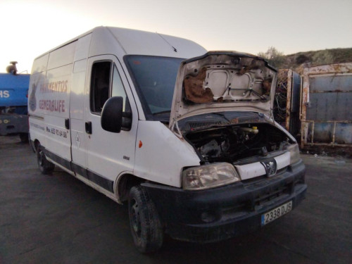 PEUGEOT BOXER (290/330) FURGÓN BAT.2850MM (2002) — vehículo donante para recambios 