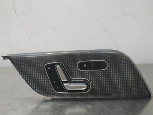MANDO ASIENTO DELANTERO IZQUIERDO Mercedes-Benz CLASE B (BM 247) 